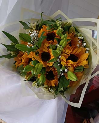 Hacemos arreglos florales